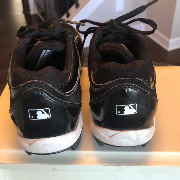 Baseball Cleat - Picture 3 of 6